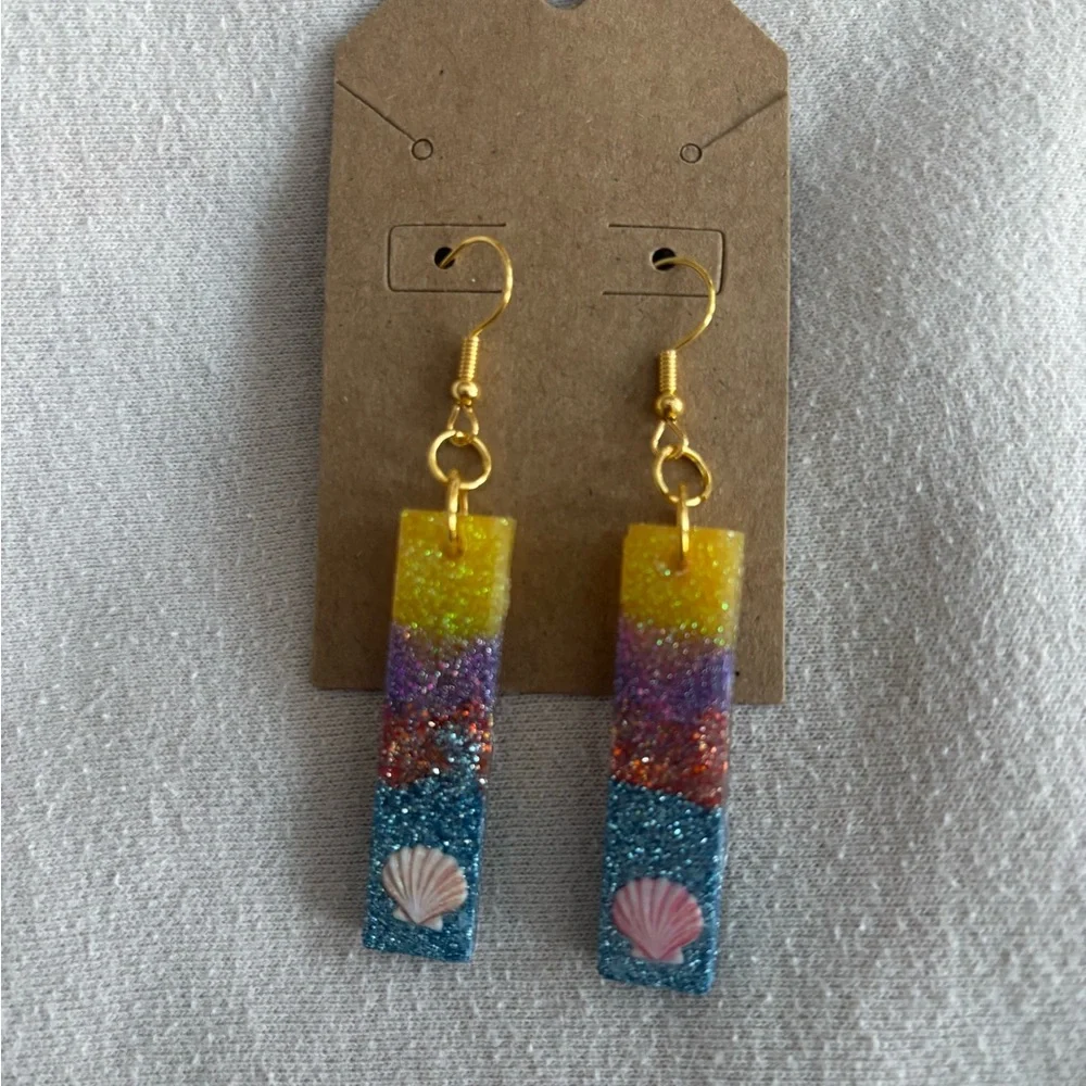 Colorful Shell Dangle Earrings - Picture 1 of 2